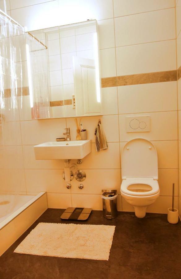 Apartment Beautiful With 2 Balconies 2 Bedrooms *